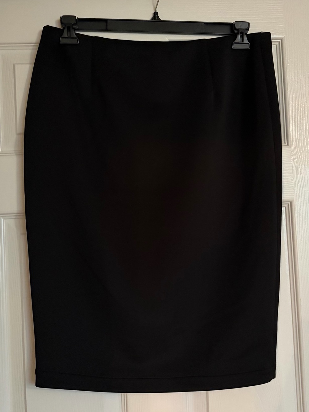 NWOT Vince Camuto Black Pencil Skirt - Classic Tailored Fit, size large
